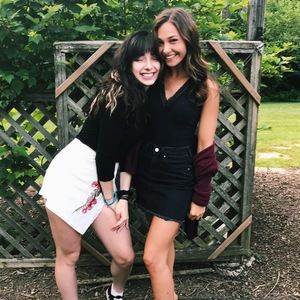 Meet your Posher, Brooke